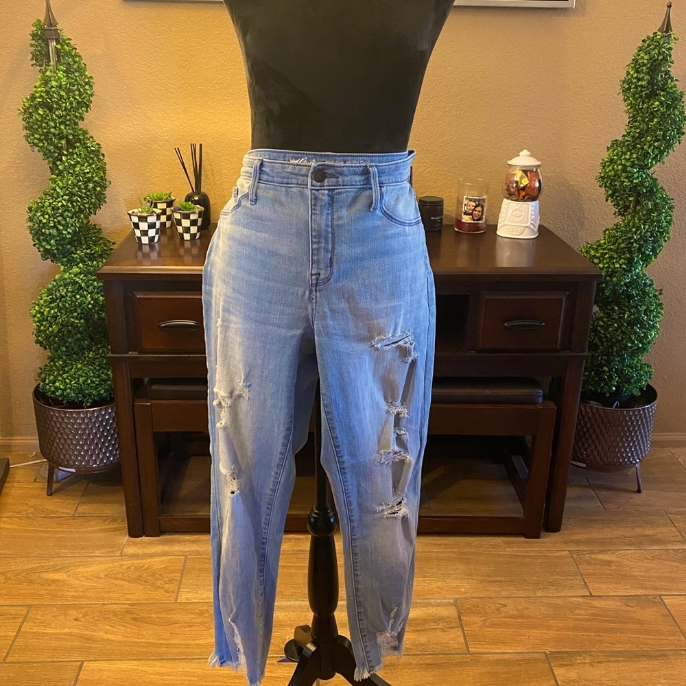 Mossimo Raw Hem and Distressed Jeans Blue 10